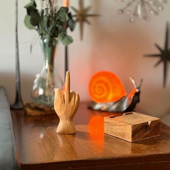 Carved Wooden Flipping The Bird Hand Gesture Statue Natural Finish Home Decor - Picture 6 of 10